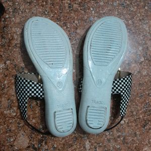 New Women  Flats