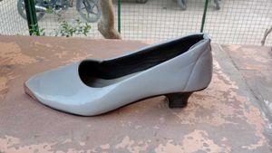 Ballies Heels