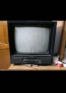 Onida 21inch Tv Up For Sale Used Only 6months