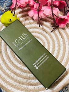 Lotus Botanicals  Gold Massager For  Face &amp; Neck