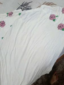 Asthetic Tshirt For Girls / Flower Pattern