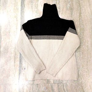 Sweater 🫣 (  Woolen ) 🦙