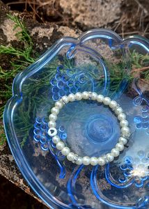 ELEGANT CLASSY BRACELET