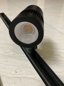 Black Body LEDTrack Light SpotLight/Focus Ligh