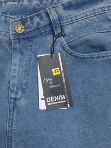 Classic Light Blue Denim – Straight/relaxed Fit
