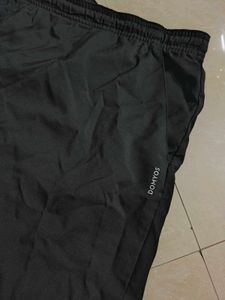 Unisex Black Loose Sports Shorts