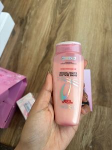 L'Oreal Paris travel kit