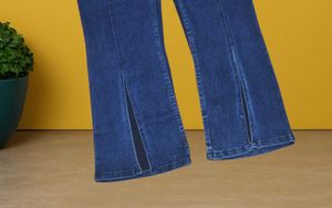 🤑M@32 Size-32 Flared Denim Jeans