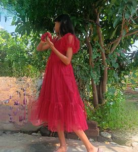 Maroon Midi Dress With Free Scrunchie