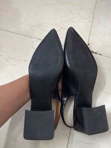 Black Office Pumps