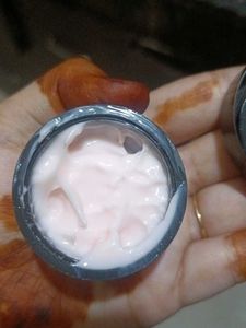 Pilgrim Red Wine Face Cream With Spf 30