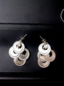 SILVER COLOURED JEWELLERY SET