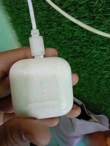 Apple AirPods Case and Charger