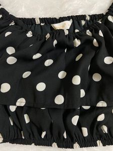 Berrylush Off Shoulder Top