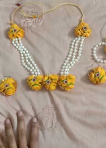 Haldi Jewellery Set