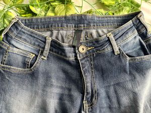 Benetton Women’s Slim Fit Jeans - Medium Wash (28)