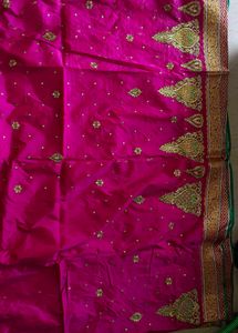 Magenta Jari Work Saree
