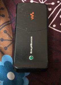 Vintage Sony Ericson W580i