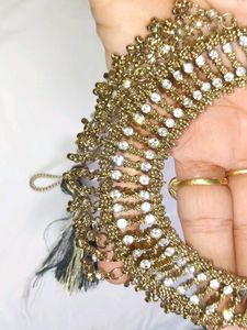 Vintage Rhinestone Gold Tone Necklace