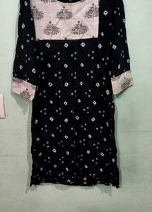 Stylish Black Printed Kurta