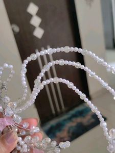 White Pearl Hair Band