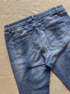 Distressed Slim Fit Jeans
