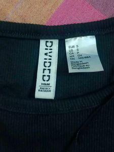Black H&amp;M T-Shirt