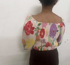 Floral Print Top only worn for photo