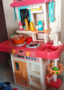 Modern Kitchen Set With Light Steam N Sound Water