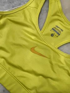 Medium Nike Pro Sports Bra