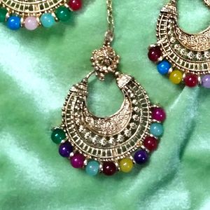 Traditional Earing And Tika Set