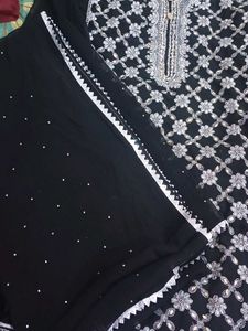 Black Kurti With Dupatta