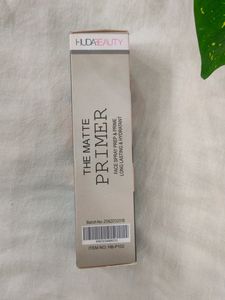 Huda Beauty the Matte Primer