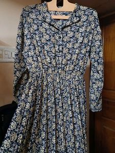 FLORAL PLEATED  DRESS