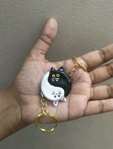 Yin-Yang Cat Keychains - 2 pcs 🤍🖤