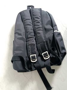 Black &#39;Born to Play Hard&#39; Backpack