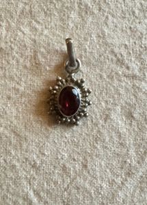 92.5 Silver Garnet Vintage Pendant