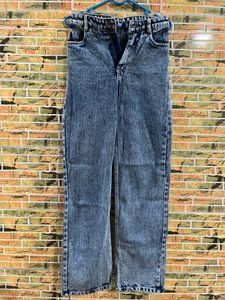 wideleg denim.