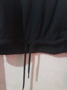 black and white thrift style zudio crop top