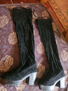 Stylestry Black Boots Good Condition