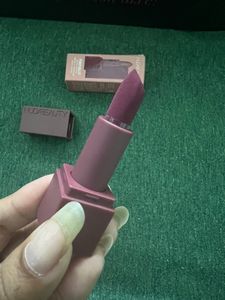 Huda Beauty Power Bullet Mat Lipstick”Ladies N8”