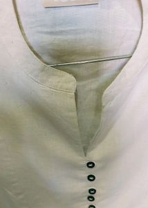 WOMEN ORIGNAL WEST SIDE 2 MONTHS OLD KURTA