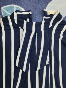 Belle Lady Girlish Blue top