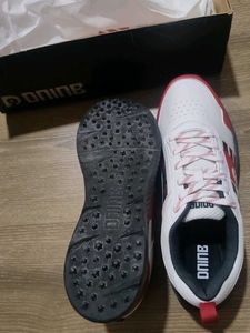 Stylish White Sport Shoes