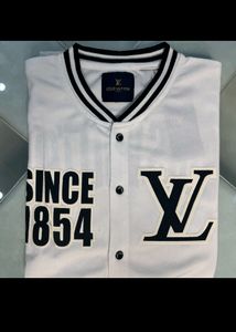 Lv Tshirts For Men New With Tag