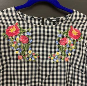 Floral Embroidered Gingham Top