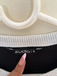 Black Zudio Top