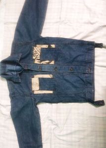 STUNNING UNISEX DENIM JACKET