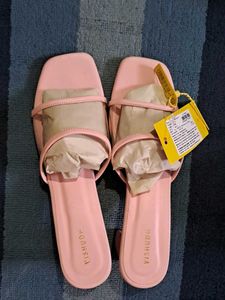 Vishudh Women&#39;s Heel