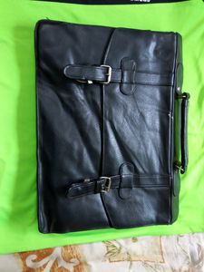 EXECUTIVE LAPTOP BAG PURE LEATHER.